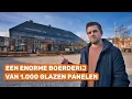 Lagu Deze enorme boerderij in Schijndel is gemaakt van glas