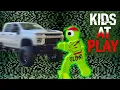 Download Lagu The Worst FNAF Protagonist Dies Horribly and I Love It