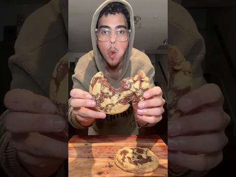 Crispy Yet Gooey Chocolate Chip Cookies 🍪🤤