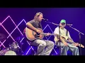Seph Schlueter singing Valley of Worship