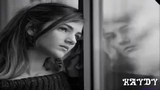 افتكرلى لحظة حلوة عشنا فيها للهوى دندنها