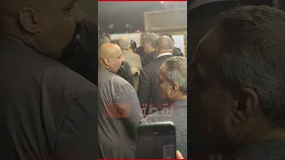 لحظة وصول ممدوح عباس عزاء الراحل محمد صبري و رد فعل مجلس الزمالك 