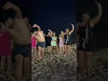 Download Lagu GITANOS FLAMENCOS BAILANDO RUMBA DIVIRTIÉNDOSE EN LA PLAYA 🛞💙💚❤️ #gypsy #gitanos #rumba#fiestagitana