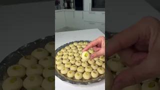 الغريبة الهشة الطرية بكل اسرارها وتفاصيلها  امتياز الجيتاوي دندنها