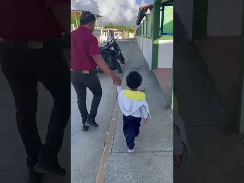 llevando a angel al colegio #yoresuelvo