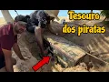 Lagu Tesouros piratas estavam escondidos na praia 