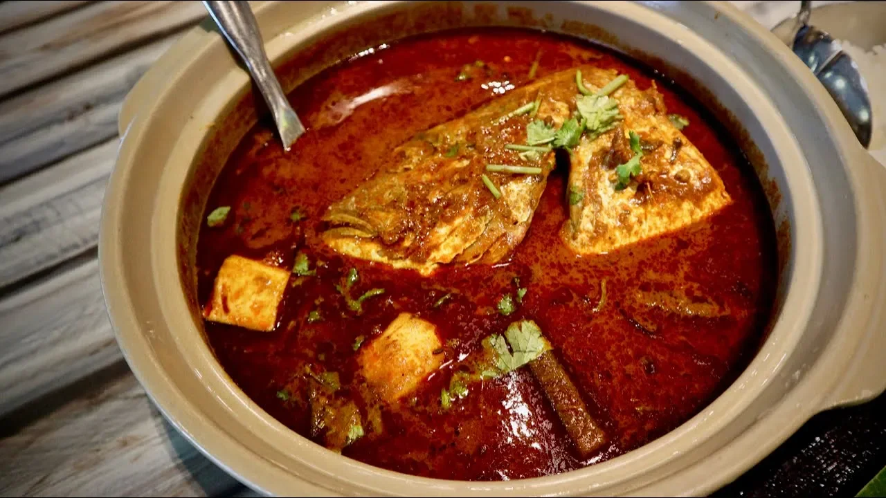 The origins of FISH HEAD CURRY, a uniquely Singapore dish!
