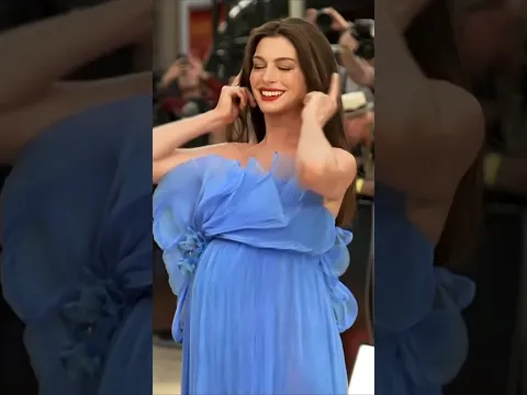 Скрытый смысл цвета платья  Энн Хэтэуэй