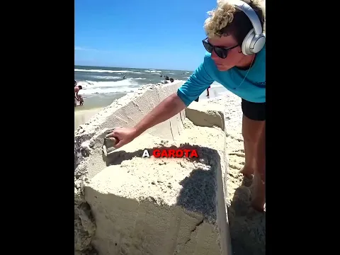 🛋️ Ela destrói um sofá de areia e o reconstrói
