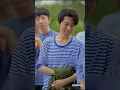 現代牛馬重生回到七十年代變成瘸子，豈料他在河邊救下美豔媳婦後直接綁定闔家歡簽到系統！ 利用系統他一路逆襲，不僅讓媳婦夜夜離不開他，還讓她的兩個妹妹也想住進他家！