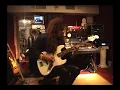 Lagu Yngwie plays his bass guitars rare video