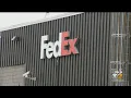 Pittsburgh Security Expert Disagrees With FedEx s No-Cellphone Policy