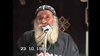 موقف مضحك جدا مع صديق البابا شنودة المقرب له فى شبابة 