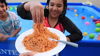 شفا تحدي أخر يطلع من المسبح يربح 1000 Shfa Last One Leave Pool Win 1000 