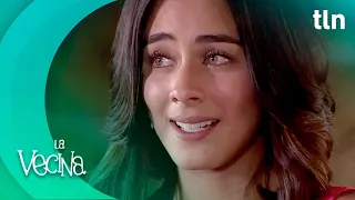 Sara cumple su sueño de tener su propio restaurante | La vecina 42 2/3 | tlnovelas