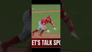 Cincinnati Reds McClain gets a double