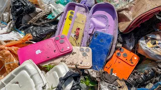 Opened all the bags thrown away in an abandoned landfill and found this?? Samsung phone restoration