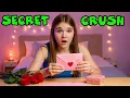 Download Lagu Iemand is GEHEIM VERLIEFD op Carlie....DE FILM! MP3