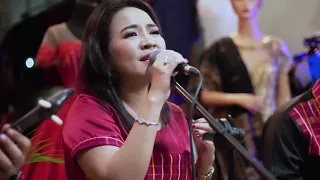 Download Averiana Barus - Upah Tendi (Official Live Record) MP3