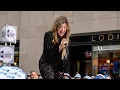 Download Lagu Kelly Clarkson - Stronger (What Doesn't Kill You) [Today Show 2025] [4K]