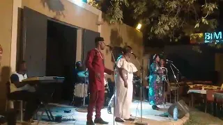 bj sam performing will you marry me live