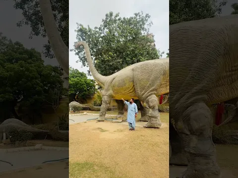 Papa ne dinosaur dikhaya 😅