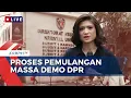 Download Lagu Keluarga Datangi Polda Metro Jaya, Tunggu Pembebasan Massa Demo DPR | KOMPAS SIANG