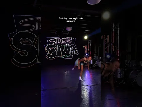 So happy to be in the studio dancing 🩷 still a work in progress but always a love 💕