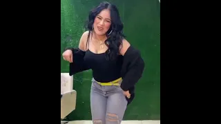 الود ده عنيه حلوين كده ليه  الود ده عنيه حلوين كده ليه