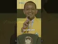 Download Lagu JOKOWI PAKAI KEMEJA KUNING, BAHLIL: SAYA PIKIR ADA KADER GOLKAR BARU