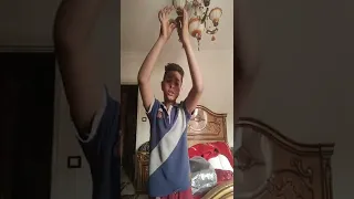 خصمي بكيفه مكتفه دندنها