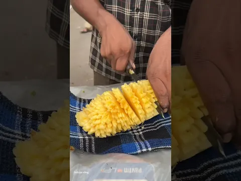 99% logon ne aaj tak aisi jalebi nahi dekhi hogi!#food #making #foodie #indianfood #gujrat #shorts