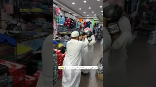 الشيخ ابو بلال يمارس الملاكمه 