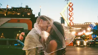 We got Married in Vegas Wedding at 19 years old!!! 💒💍