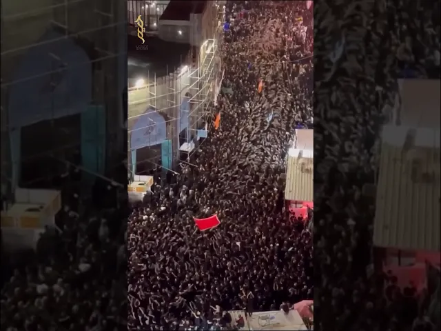 ⁣حضور رهيب لموكب اهالي البحرين في كربلاء المقدسة ١٤٤٥هـ- الرادود #حيدر_الحلواجي