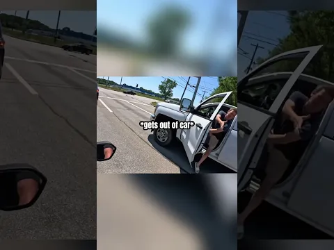 Biker Confronts a Truck Driver... (@MotoholicSociety)