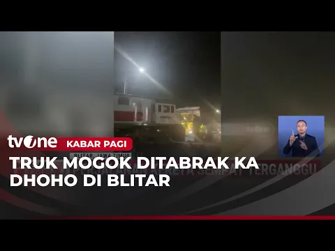 Detik-detik Truk di Blitar Tertabrak Kereta Terekam Gegara Mati Mesin di Tengah Rel
