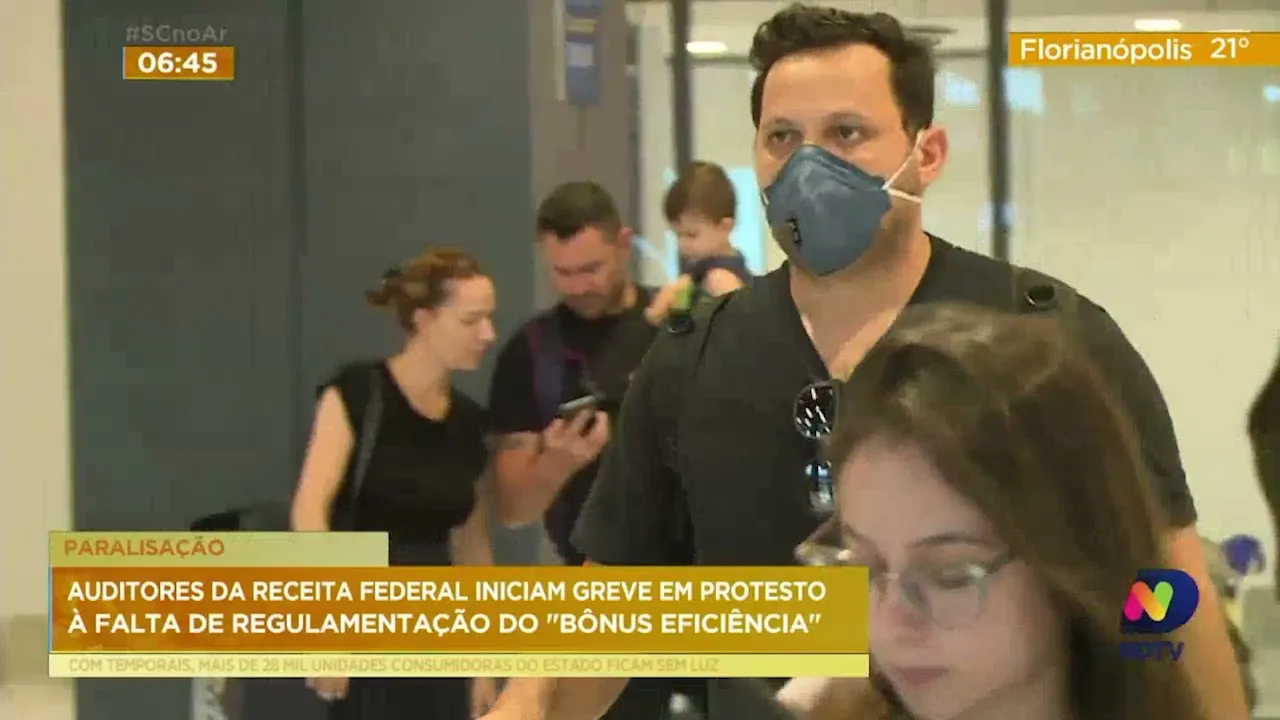 Auditores da receita federal iniciam greve; movimento intenso de turistas na rodoviária Rita Maria