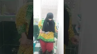 جوله اليوم غسيل ملابس العبايات السمراء الخروج الست اللي مهتميه في بيتها 