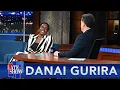 Video di Intervista a Danai Gurira, serie TV Okoye | The Late Show with Stephen Colbert | Lingua inglese