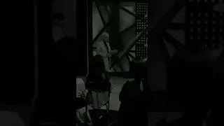 اذا حطيت امامك هدف لو قامت الدنيا او قعدت لازم تصل للهدف  اذا حطيت امامك هدف لو قامت الدنيا او قعدت لازم تصل للهدف