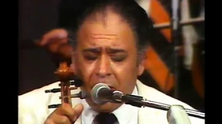 الحاج محمد الطاهر الفرقاني ملك المالوف حفلة في مسرح قسنطينة في 1982 