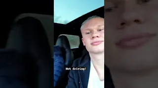 هالاند نجم بروسيا دورتموند يستمع إلى تمل ي معاك لـ عمرو دياب 