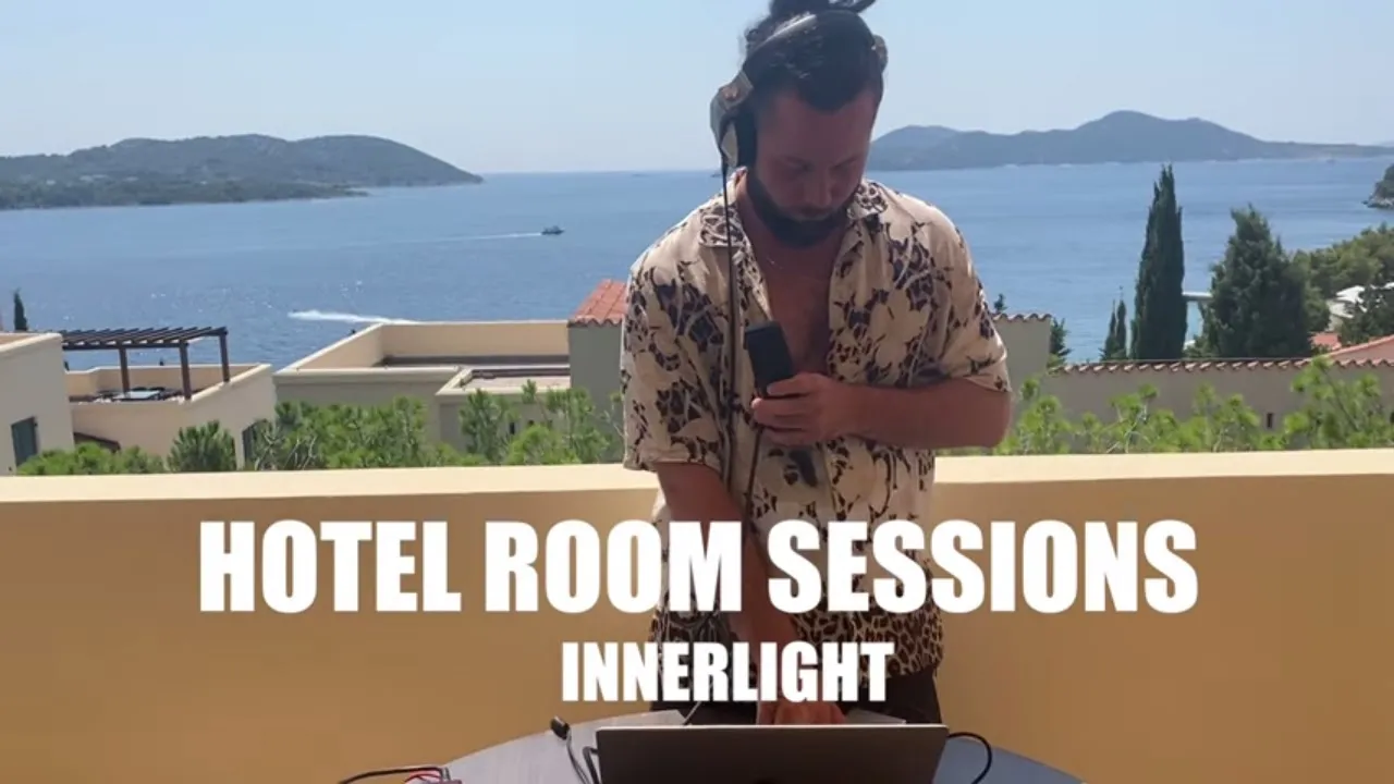 Elderbrook & Bob Moses - Inner Light [Elderbrook Hotel Room Session #22]