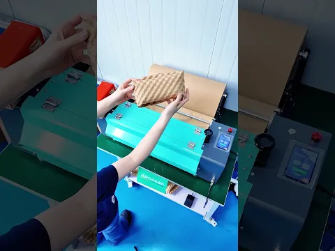 Machine écologique de fabrication de bulles en papier, réduisez les coûts d'emballage supplémentaires pour la logistique transfrontalière