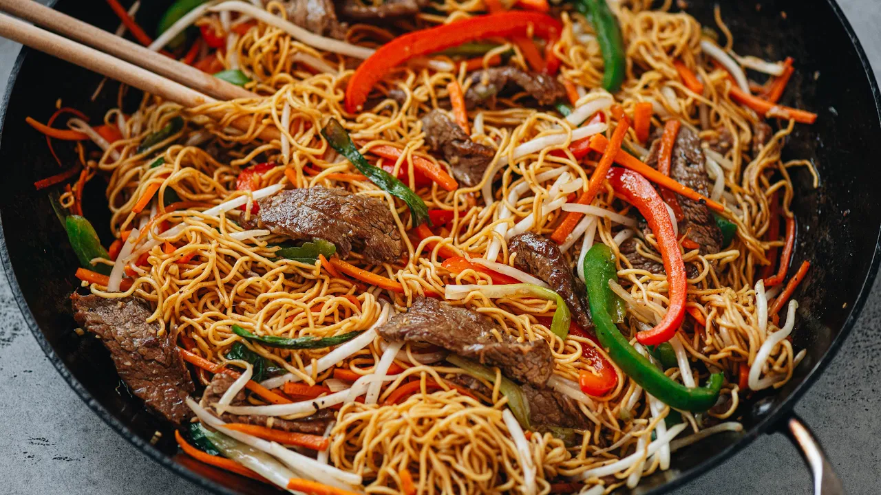 Chinese Beef Chow Mein () Recipe