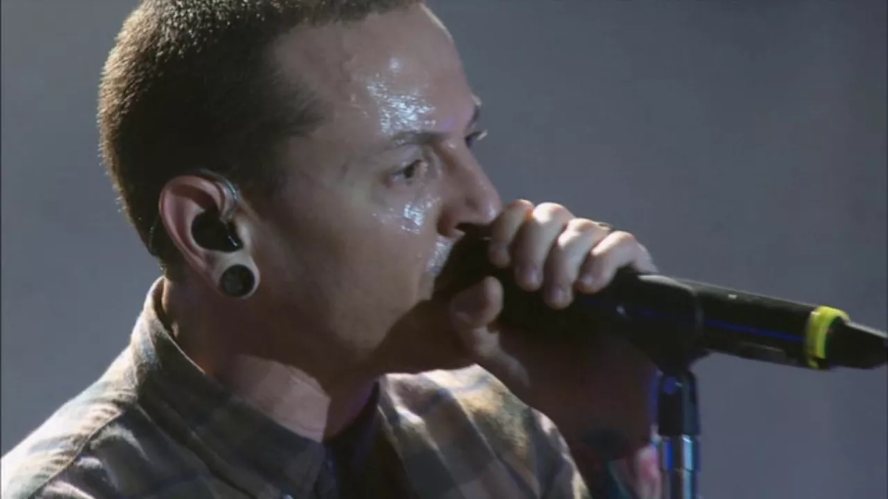 Linkin Park - Somewhere I Belong (Live In Berlin,Germany 2012) HD Linkin Park - Somewhere I Belong (Live In Berlin,Germany 2012) HD