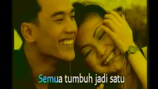 Download 2D Ft. Malyda - Semua Jadi Satu (Official Video) MP3