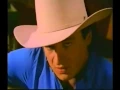 Lagu Mark Chesnutt - Old Country