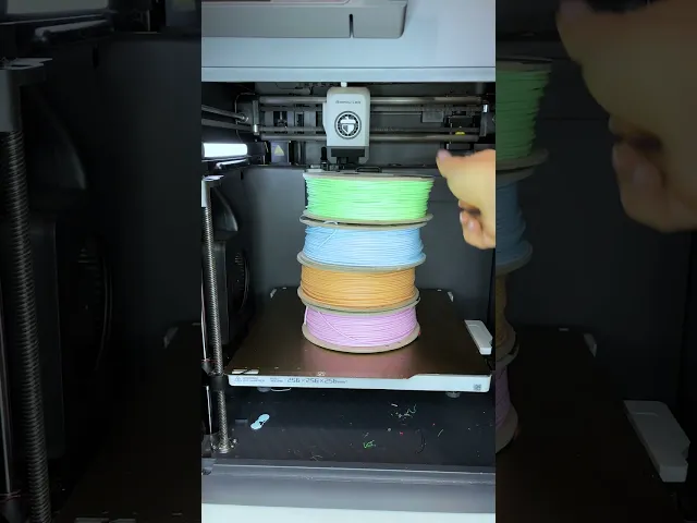 Macaron Heart Clicker, Clicky Keychain video thumbnail